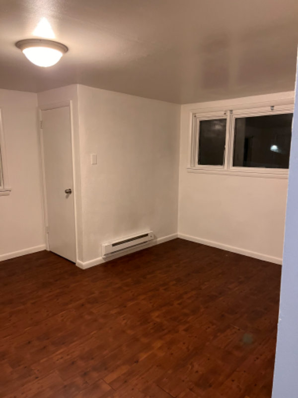 474 Baldwin Ave #2 - Photo 3 of 6