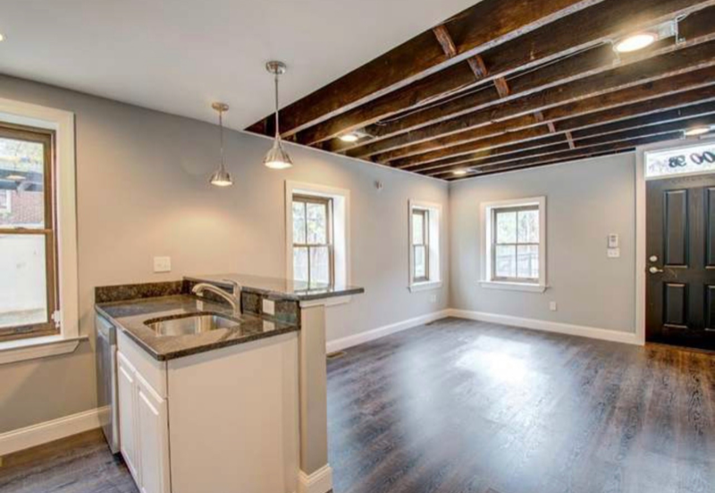 400 West 6th Street #B - Photo 7 of 27