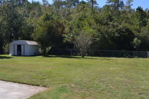 874 Lyndsi Ln - Photo 2 of 2