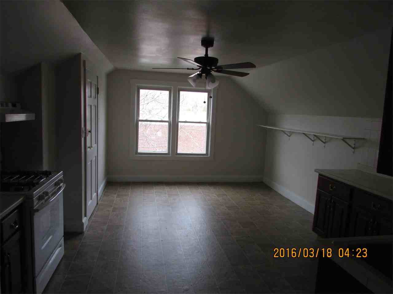 326 Park St #3 - Photo 3 of 9