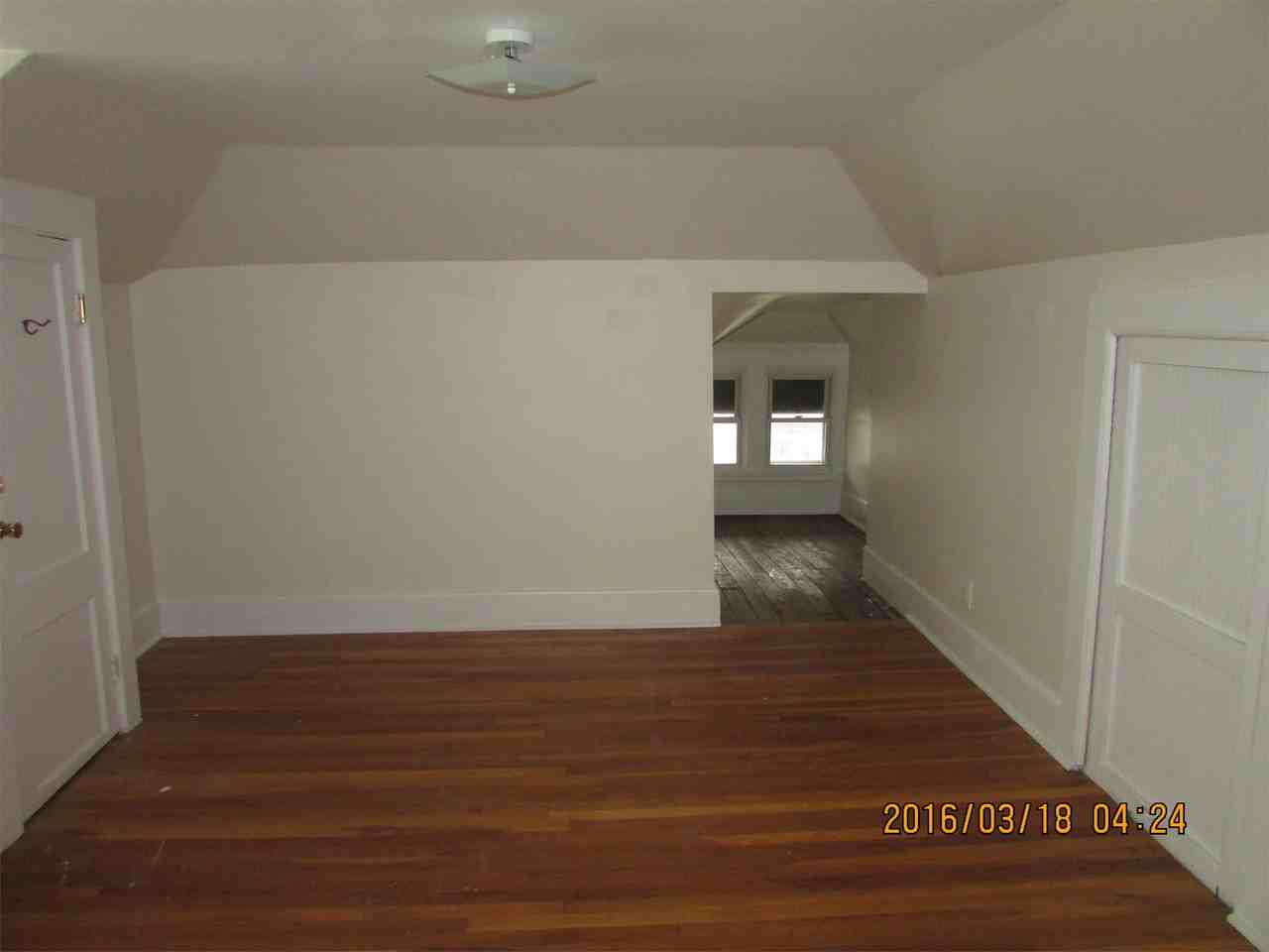 326 Park St #3 - Photo 6 of 9