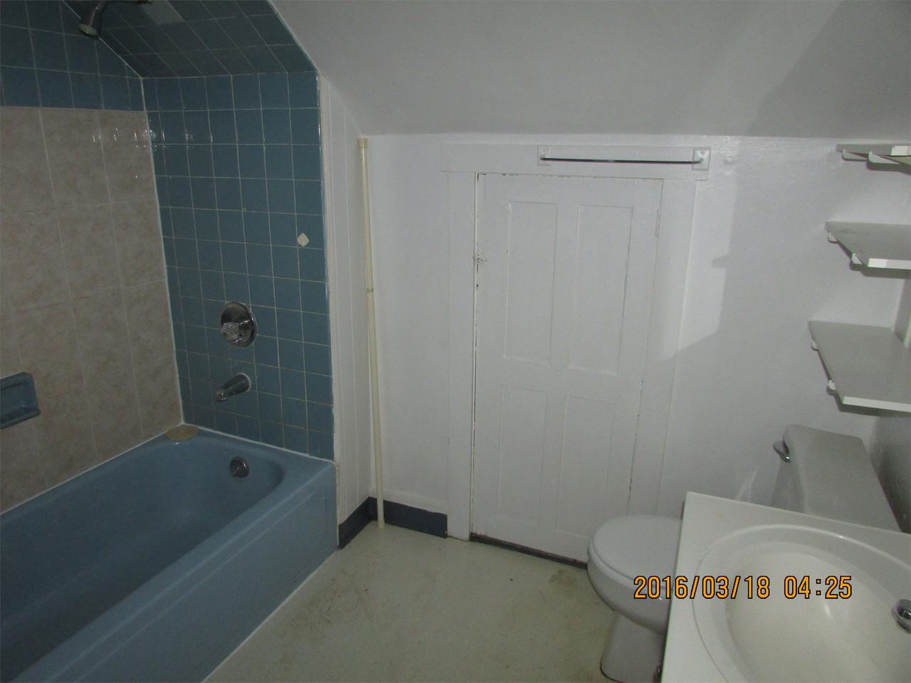 326 Park St #3 - Photo 7 of 9