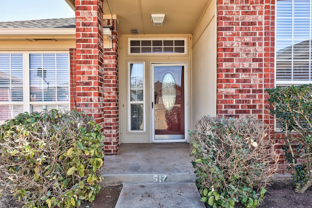 517 Lone Oak Dr #1 - Photo 2 of 20