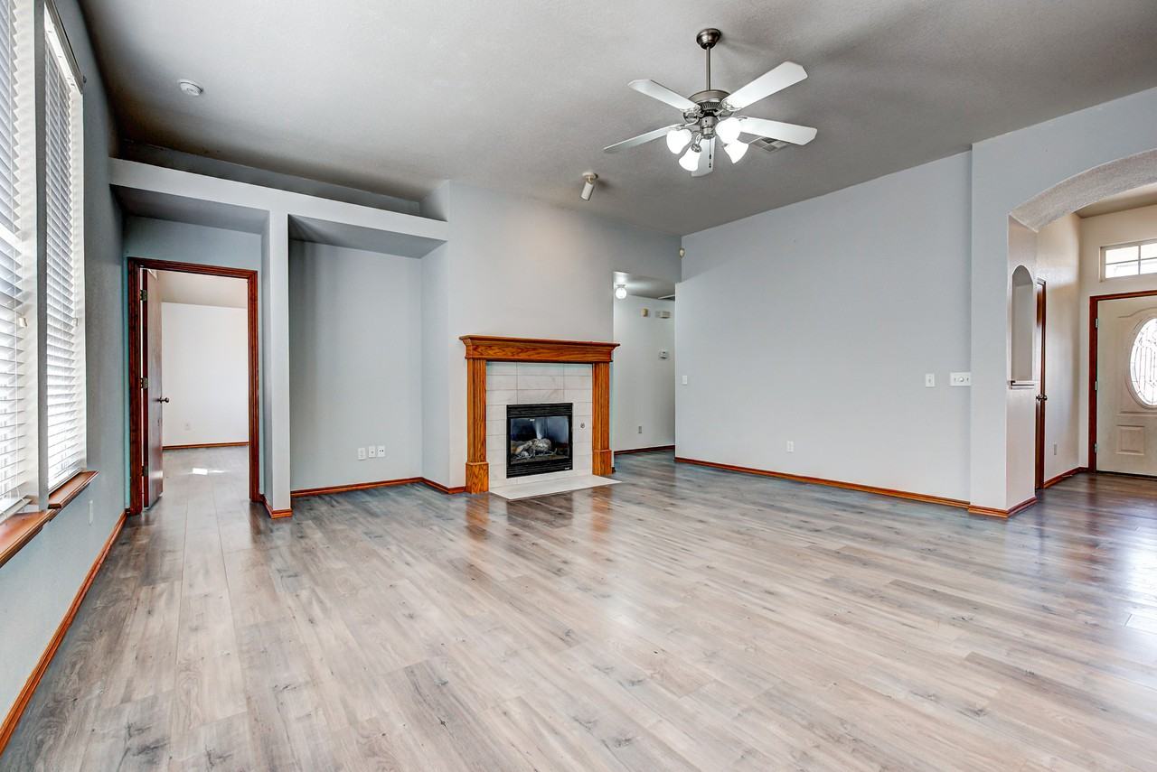 517 Lone Oak Dr #1 - Photo 6 of 20