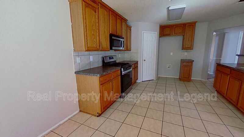 478 Clearbranch Dr - Photo 4 of 36