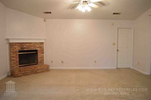 2128 Wesley Ct - Photo 3 of 21