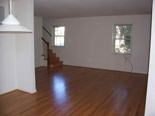 8815 Montgomery Ave - Photo 2 of 10