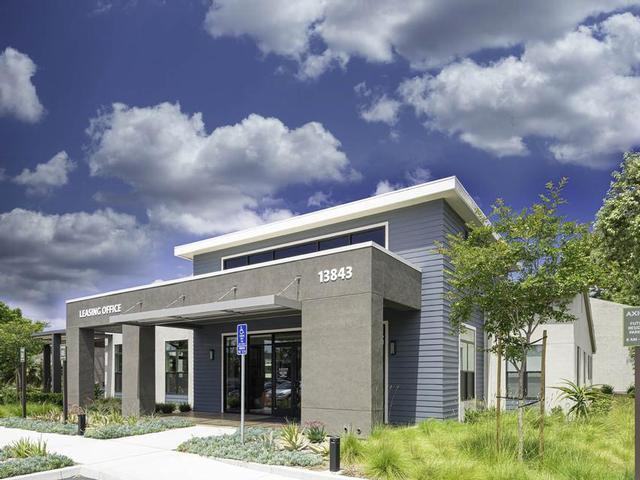 13843 Tustin East Dr - Photo 4 of 43