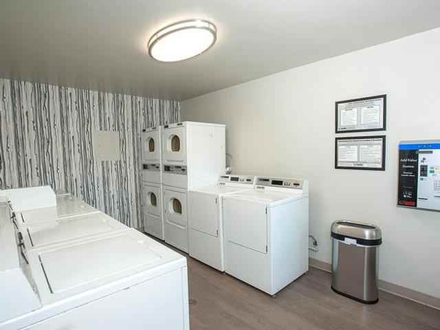 2450 Peach Tree Dr - Photo 3 of 49