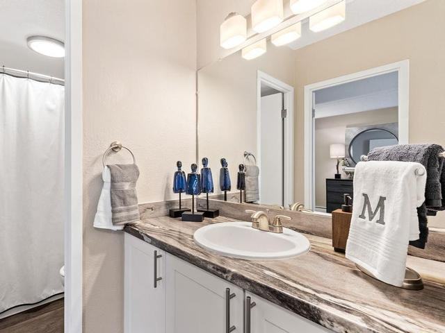 7100 E Evans Ave - Photo 3 of 35