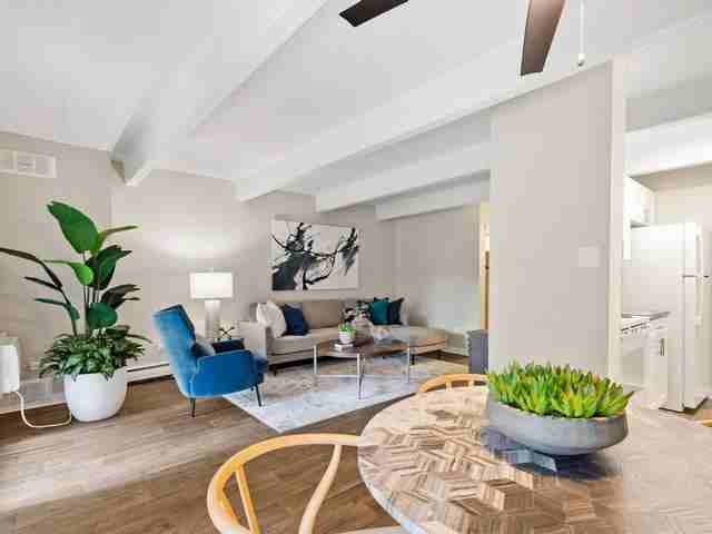 7100 E Evans Ave - Photo 6 of 35