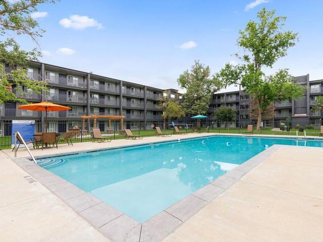 7100 E Evans Ave - Photo 5 of 35