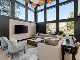 2605 S Miller Dr - Photo 1 of 1