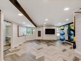 2605 S Miller Dr - Photo 1 of 1