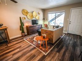 featured image of 501 W Zia Rd