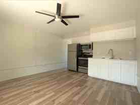 919 N Stone Ave - Photo 1 of 1