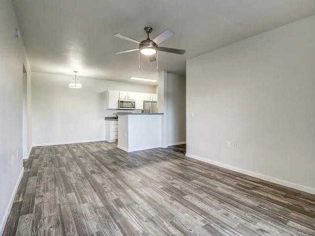 520 N Mesa Dr - Photo 3 of 32