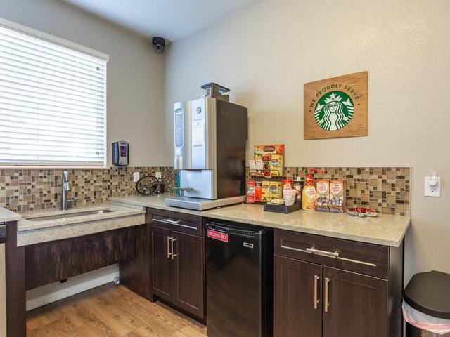 11450 Melody Dr - Photo 4 of 50