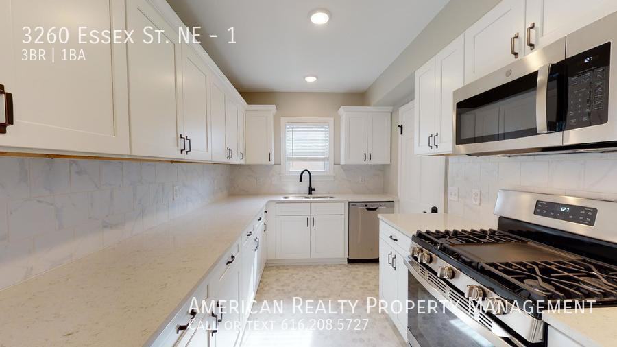 3260 Essex St Ne #1 - Photo 2 of 19