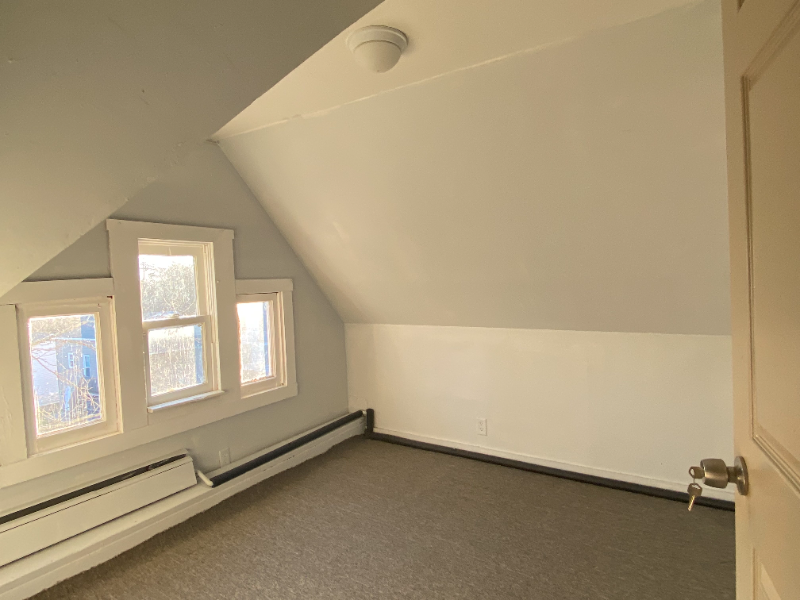 110 S Broad St - Photo 3 of 16
