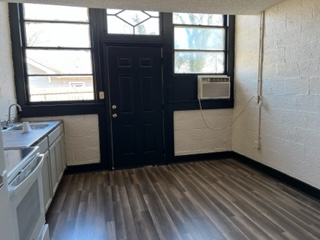 227 5th Ave N #D - Photo 5 of 5