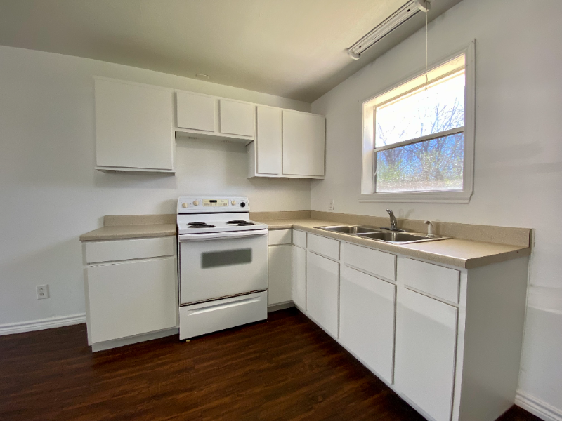 142 Otteson Ln #142 - Photo 3 of 10