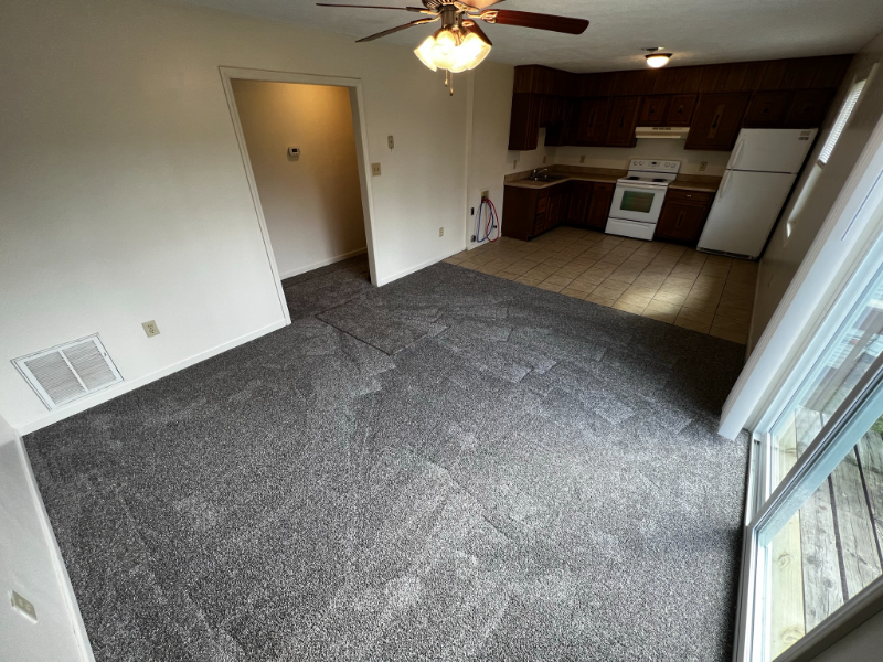 15370 Greenway Rd - Photo 3 of 9