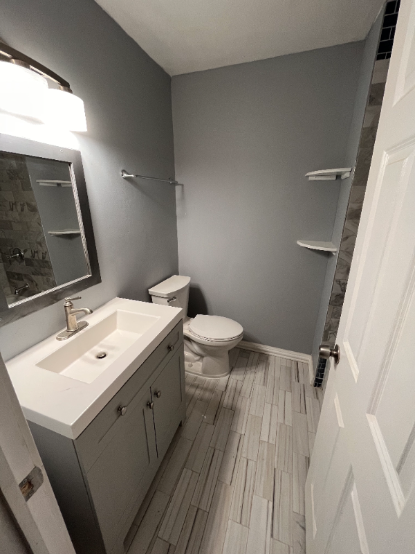 3746 N 6th St - Photo 3 of 6