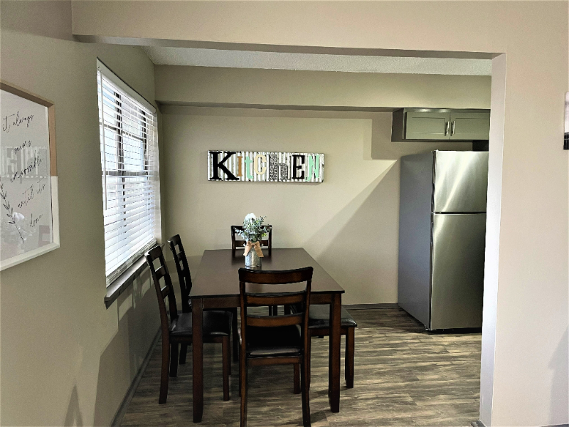 302 Allen St #8 - Photo 7 of 14