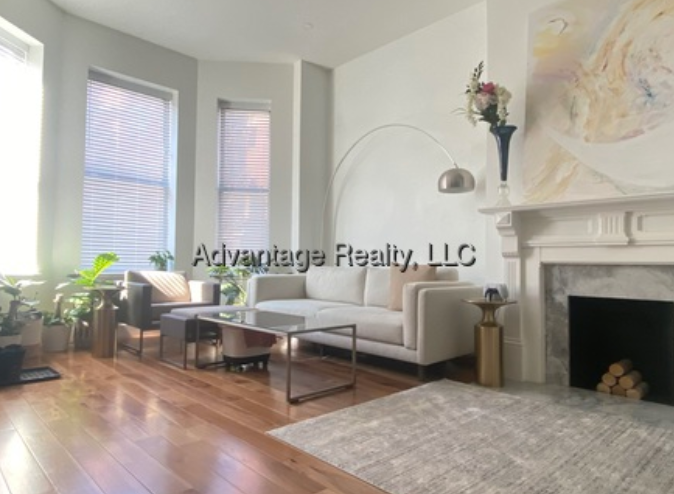 34 Fairfield St #2 - Photo 3 of 30