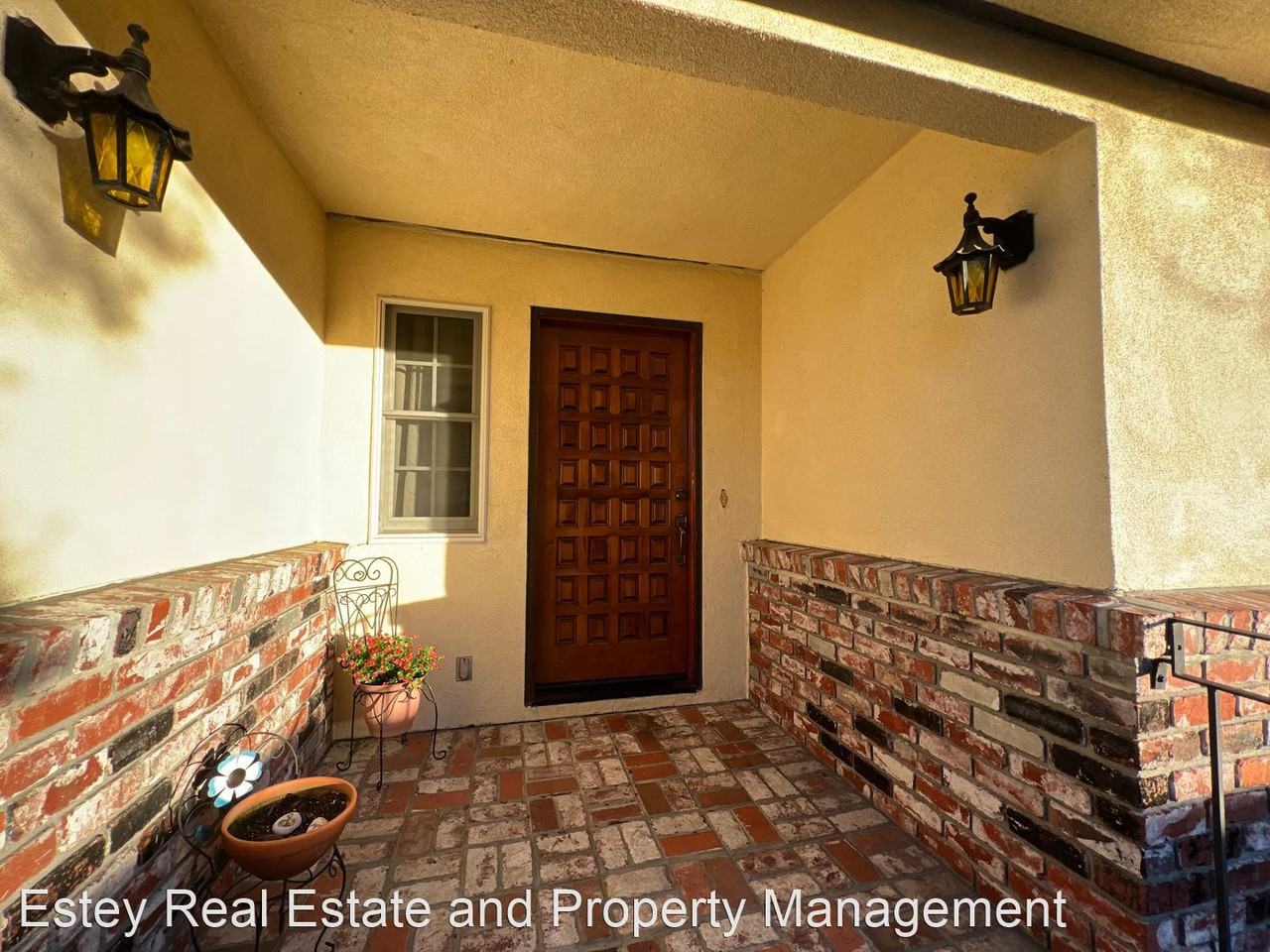 480 E G St - Photo 3 of 41