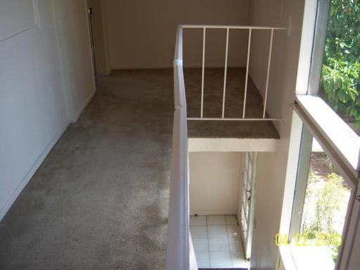 622 N Ellis Ln - Photo 2 of 23