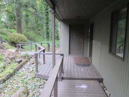 10298 SW Lancaster Rd - Photo 3 of 37