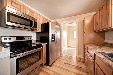 102 4th St - Photo 2 of 24