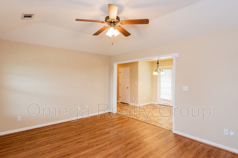 16894 Misty Way - Photo 6 of 32