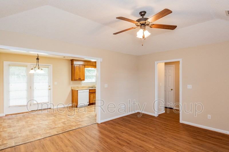 16894 Misty Way - Photo 7 of 32