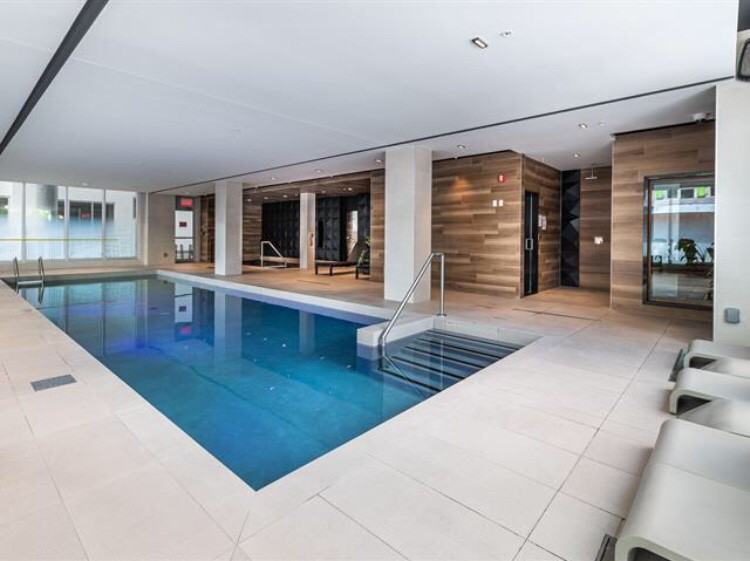 700 Rue St-Paul O - Photo 7 of 20