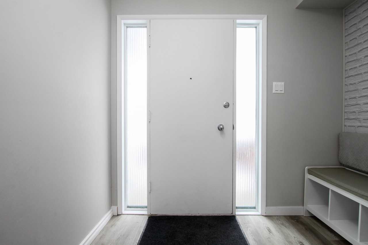 142 Lee Ridge Road #142 - Photo 2 of 22