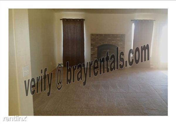 835 Cresthaven Drive - Photo 3 of 7