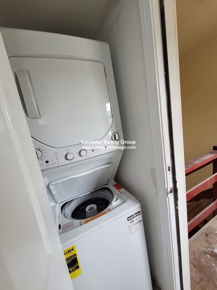 1323 West Sherwin Avenue #2A - Photo 5 of 10