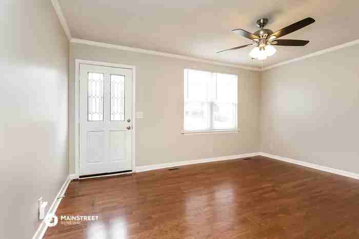 3113 E Lake Dr - Photo 3 of 16