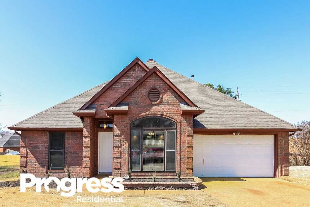 6651 Spencer Forest Cv W - Photo 3 of 20