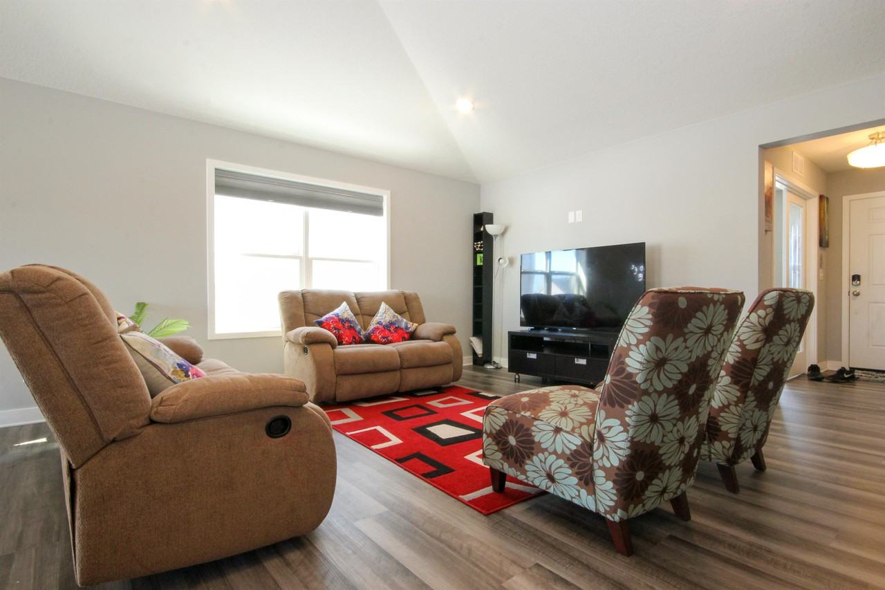 1447 Arthur Ct #1 - Photo 3 of 29