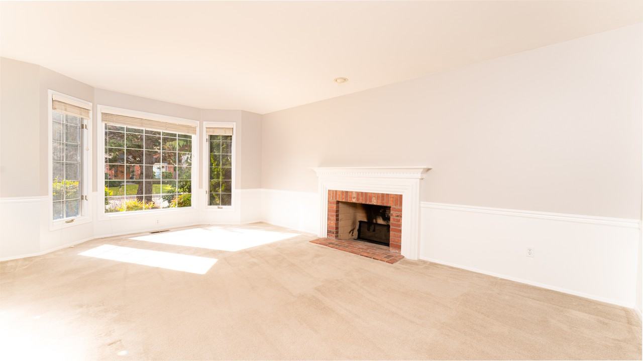 23516 Ne 22nd St #1 - Photo 5 of 24