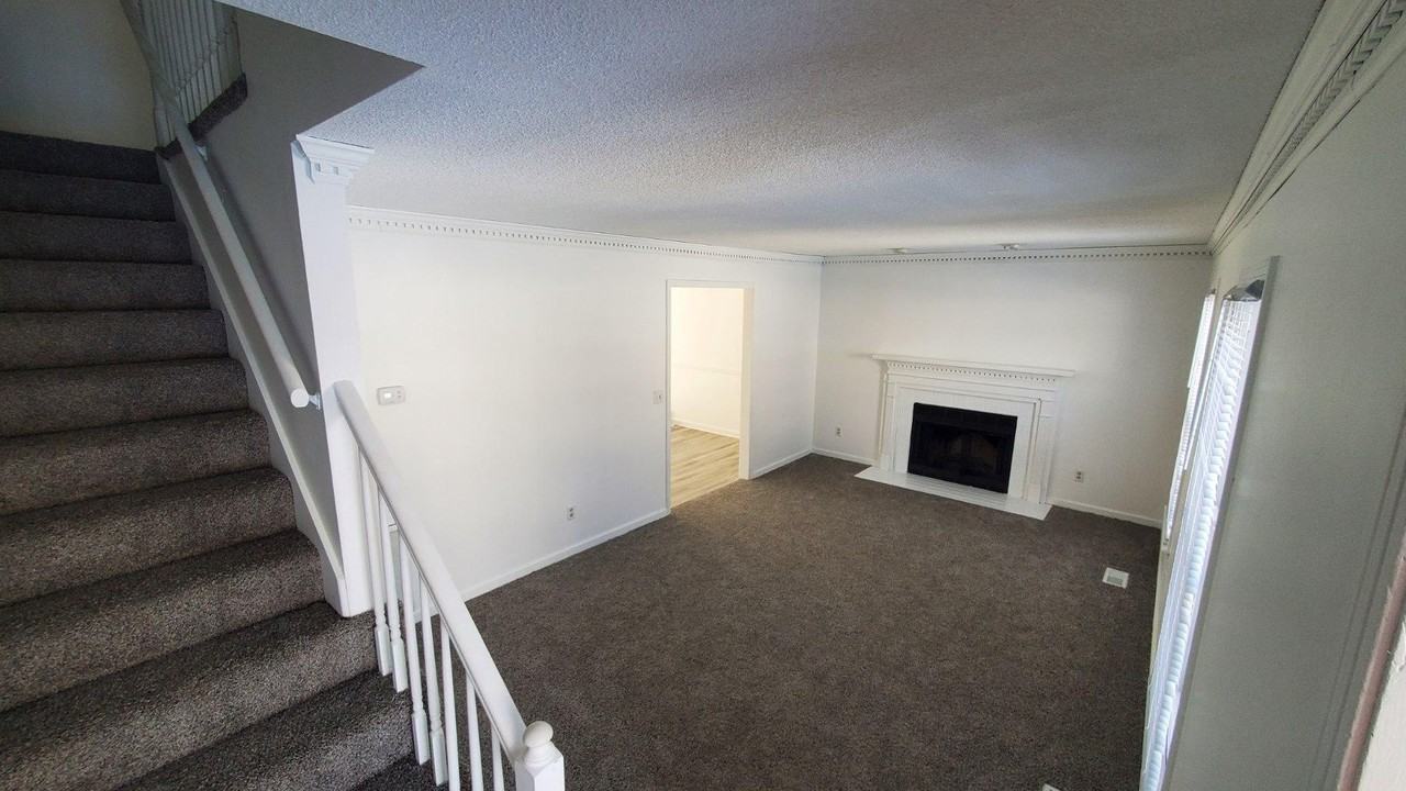 3210 Cedar Ridge Rd - Photo 2 of 3