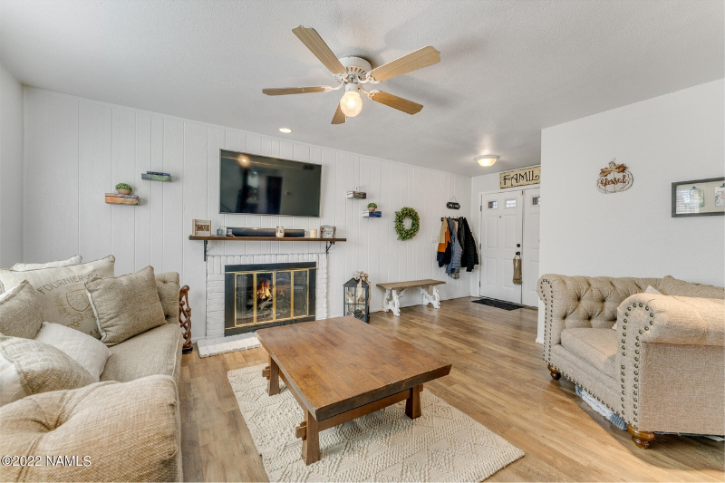 3394 E Swiss Rd - Photo 3 of 23