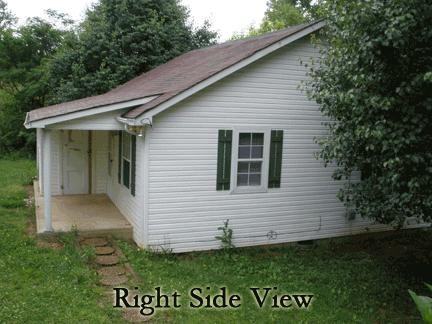 864 Treewood Dr - Photo 3 of 18