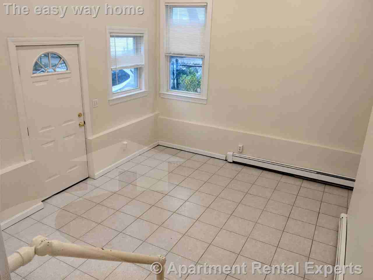 83 Yorktown St #1 - Photo 4 of 24