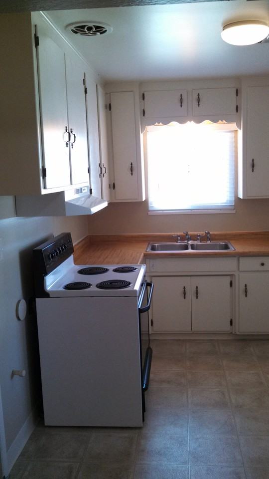2712 Garrison St - Photo 3 of 5