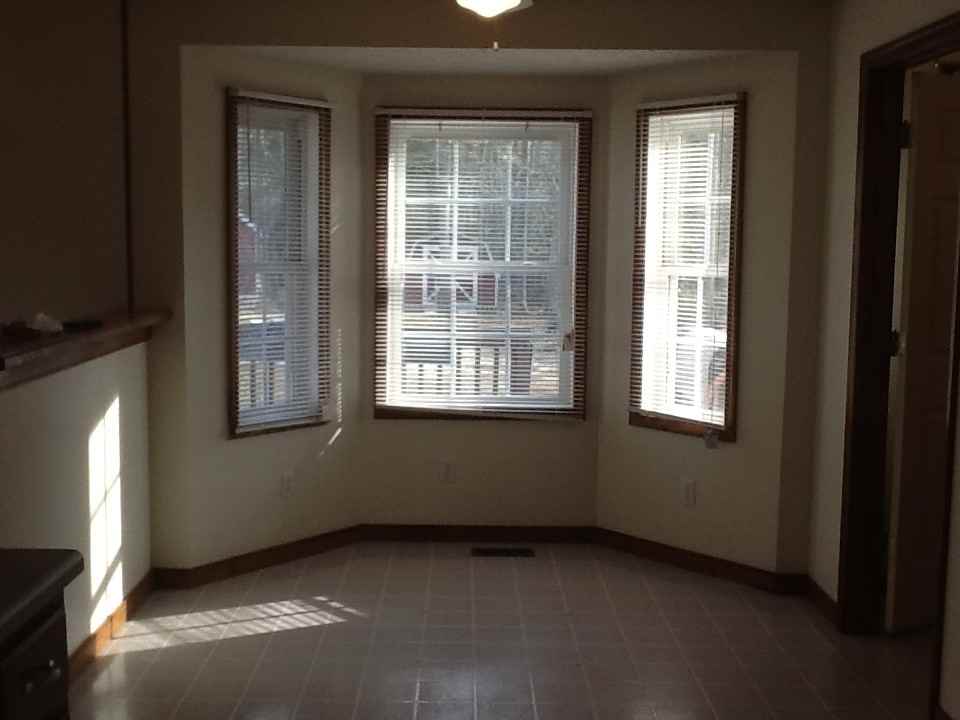 18 Willow Ct - Photo 2 of 13